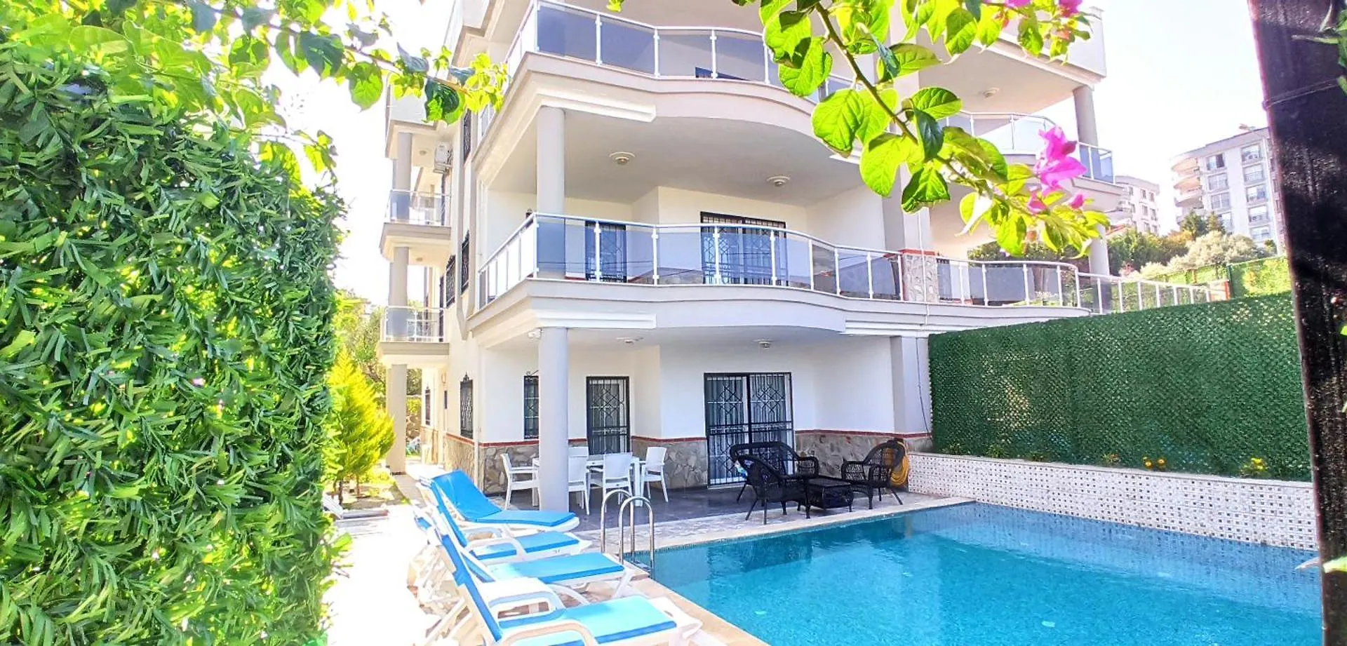 Begonville Villas Ladies Beach 库萨达斯