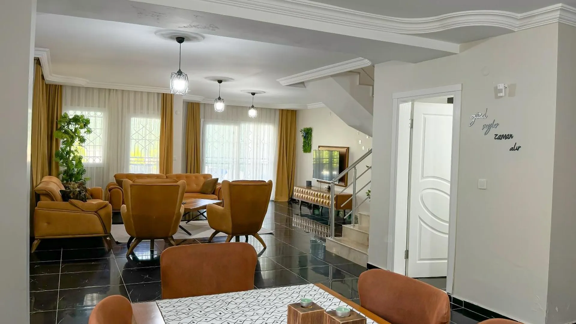 Begonville Villas Ladies Beach 库萨达斯