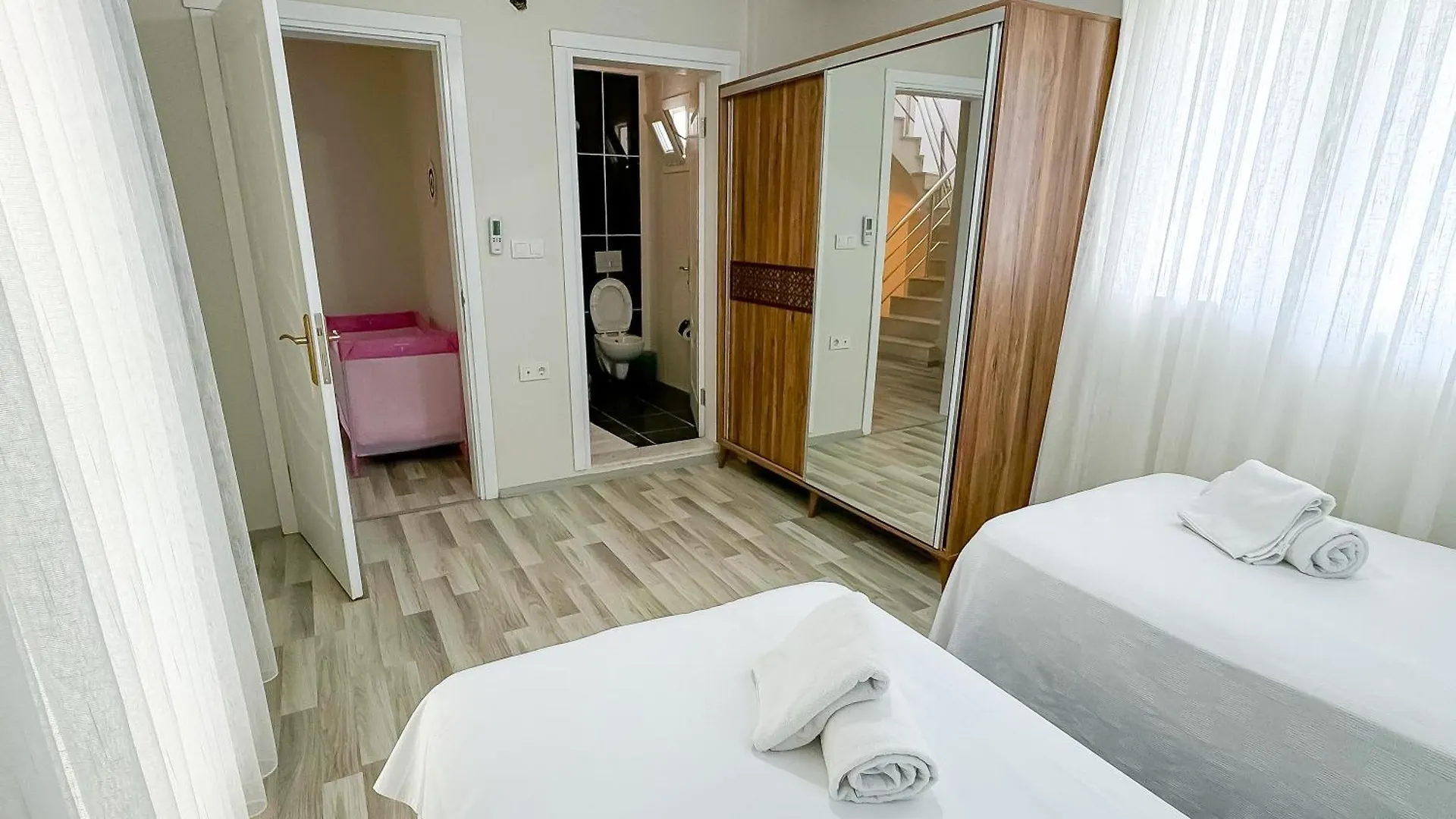 Begonville Villas Ladies Beach 库萨达斯